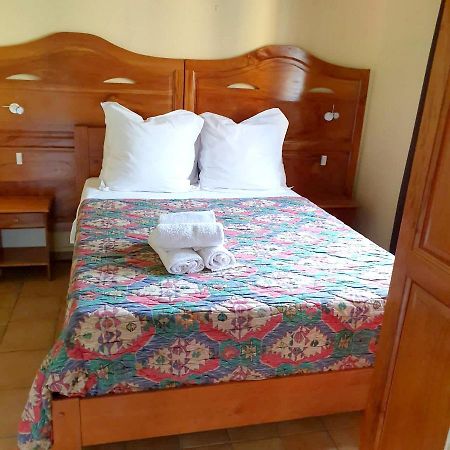 Appartement Moderne A Pointe Noire 36 M² Piscine & Jacuzzi מראה חיצוני תמונה